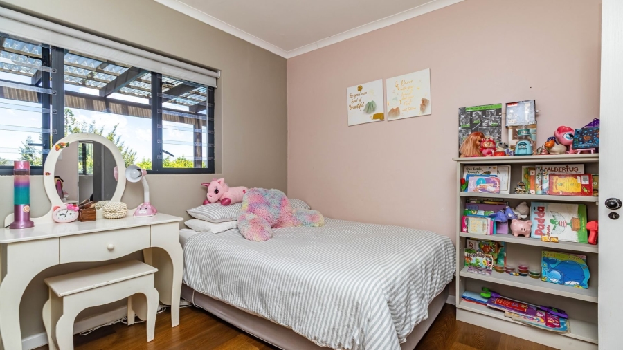 6 Bedroom Property for Sale in Hunters Home Western Cape